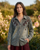 Chemise en jean brodée, La Garde-Robe de Nina - vue 2