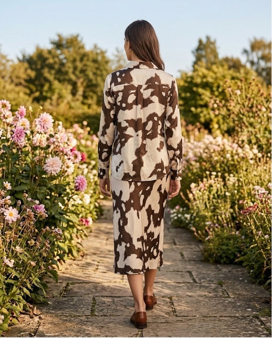 Ensemble Chemisier & Jupe Satin Imprimé Tacheté, La Garde-Robe de Nina - vue 3