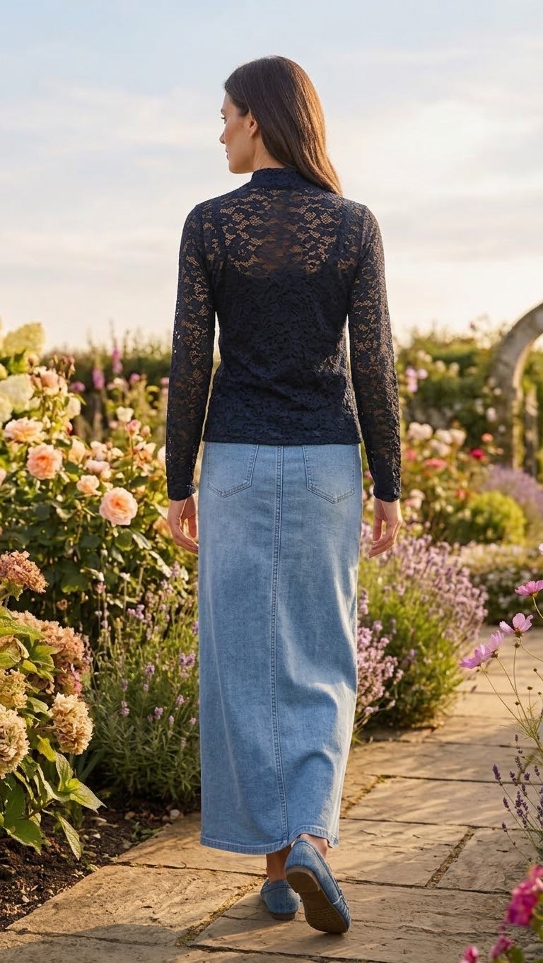 Haut Dentelle Col Montant Marine, La Garde-Robe de Nina - vue 3