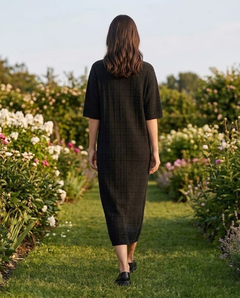 Robe Maille Carreaux Broche Amovible Noir, La Garde-Robe de Nina - vue 2
