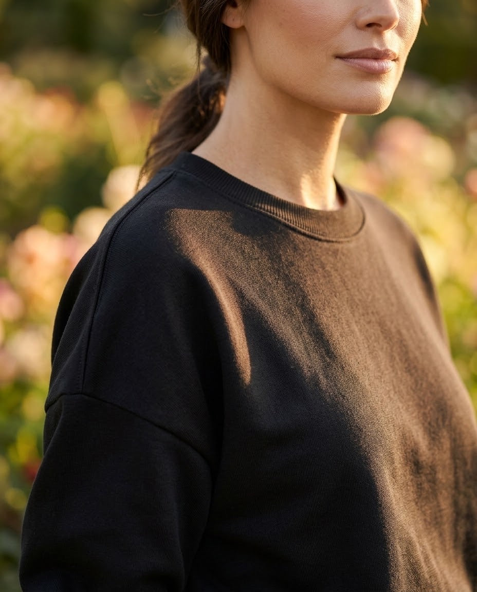 Sweat Noir Matière Sport Chic, La Garde-Robe de Nina - vue 2
